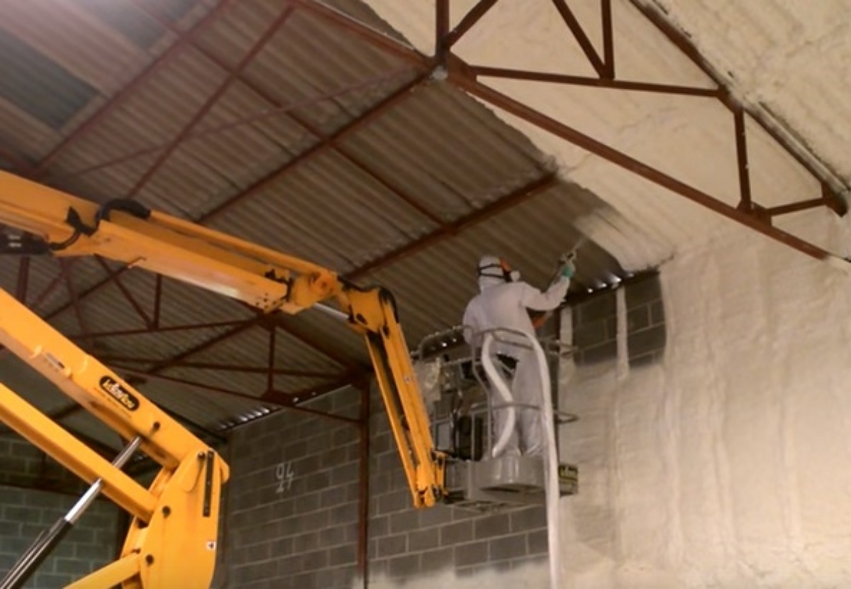 Spray Foam: The Ultimate Insulation Solution for Your Riverside Property 